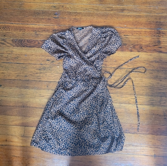Madewell Leopard Print Wrap Dress | Size Small | EUC - Picture 6 of 6